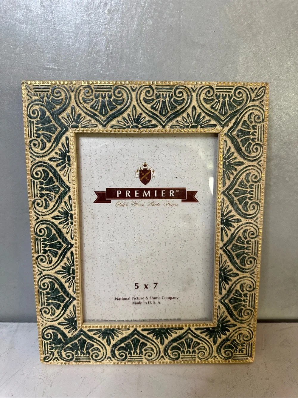 NATIONAL PIC PREMIER ORNATE 5X7 WOOD FRAME MADE IN ITALY